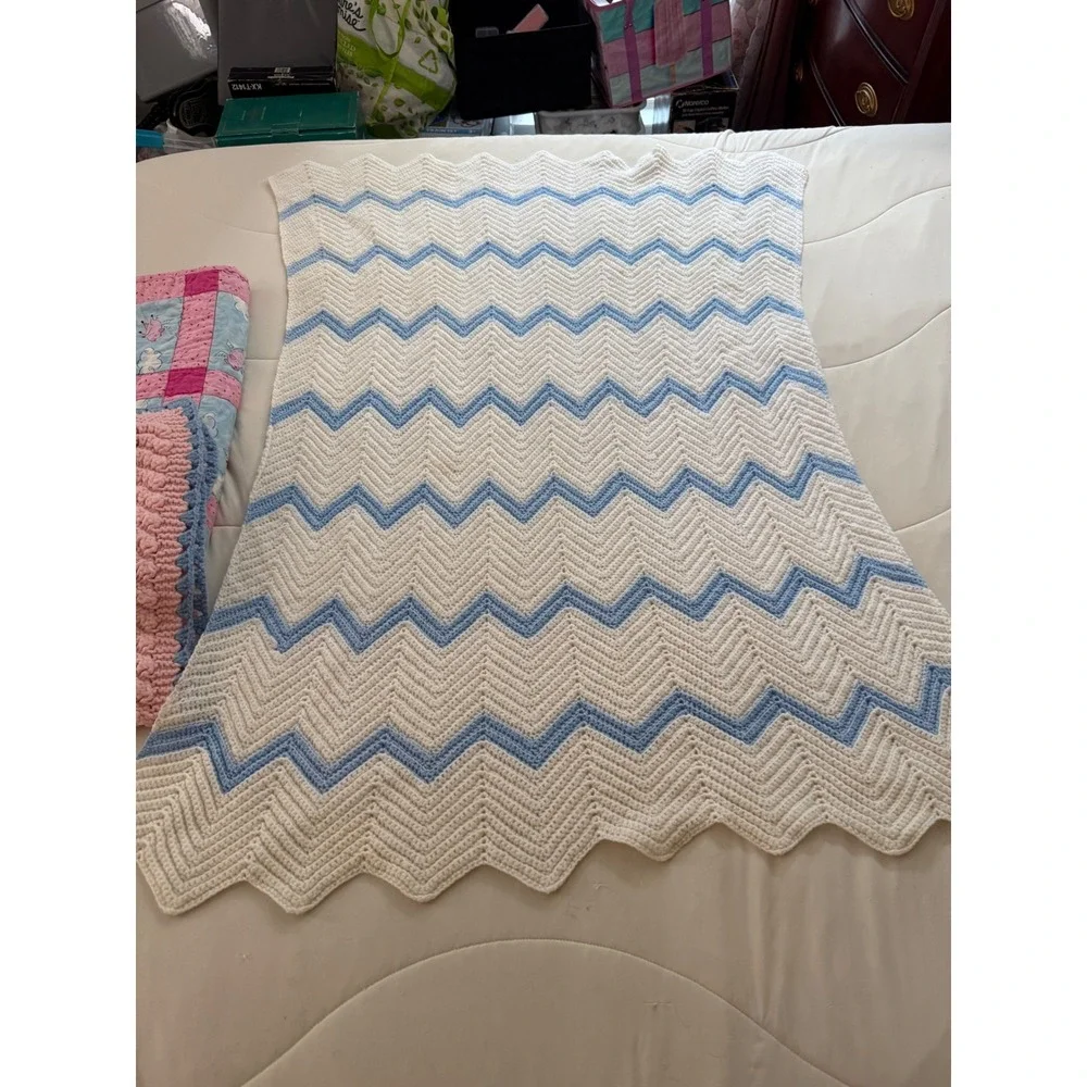 Handmade Baby Blanket Bundle Flying Pigs Quilt Crochet Chevron Pink Blue 3pc Set
